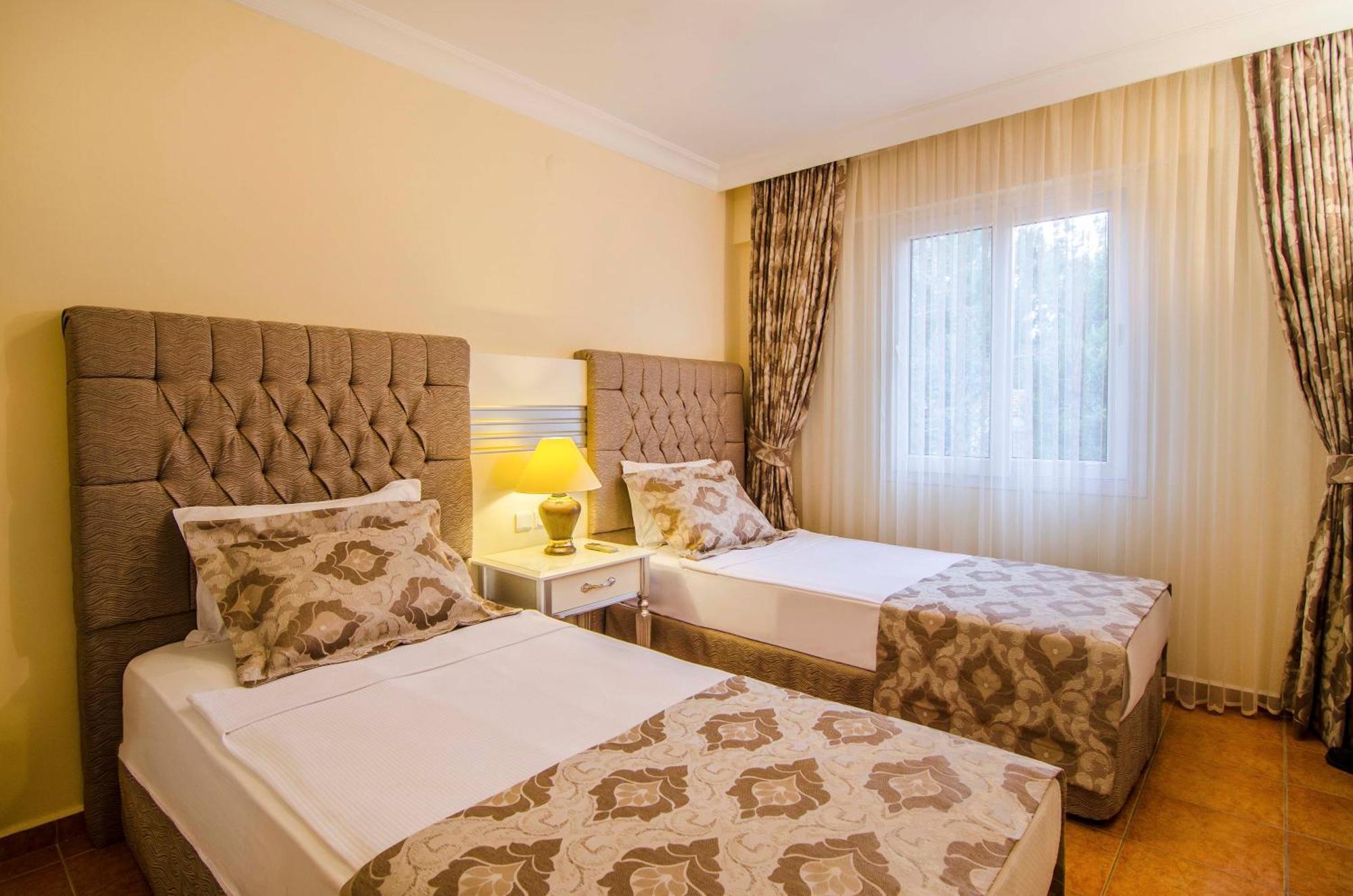 Pine Club Apart Hotel Kusadasi Exterior foto