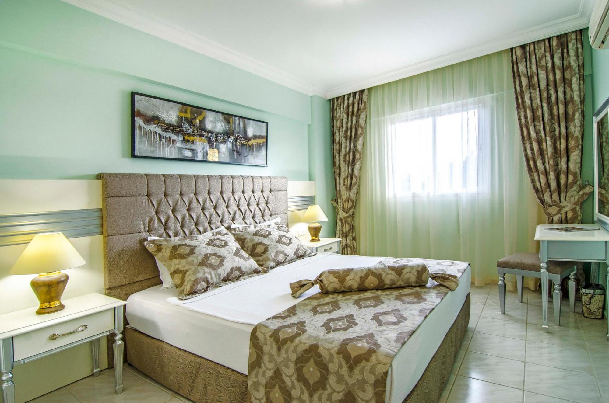 Pine Club Apart Hotel Kusadasi Exterior foto