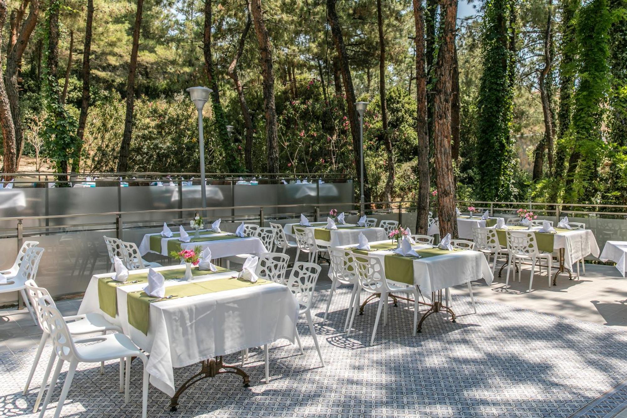 Pine Club Apart Hotel Kusadasi Exterior foto