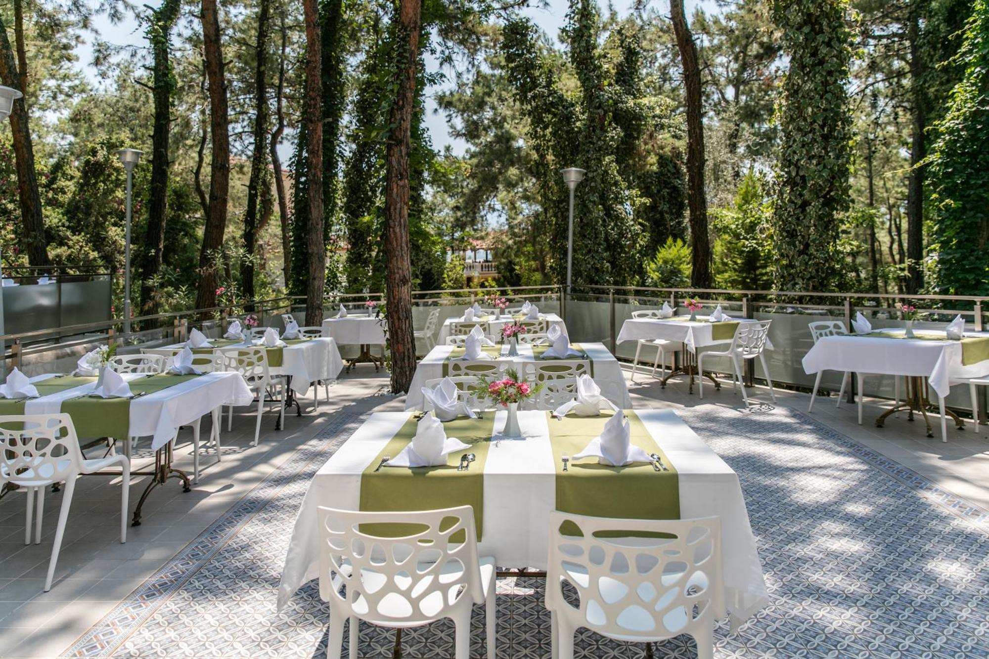 Pine Club Apart Hotel Kusadasi Exterior foto